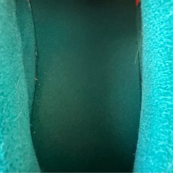 Adidas Messi Cleats - Picture 6 of 16